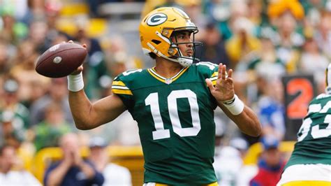 monday night football over under predictions|Monday Night Football odds, spread, line: Packers vs. Giants .